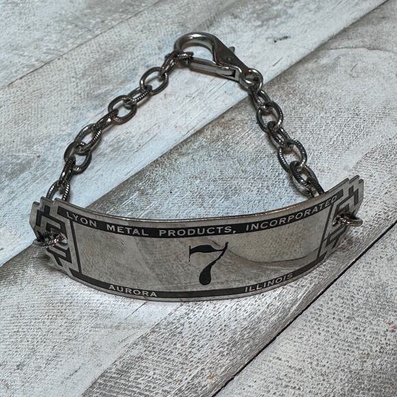 Vintage 1930s-1940s Industrial Salvage Locker Tag Up-cycled Bracelet – Lucky #7‎ - Picture 4 of 8
